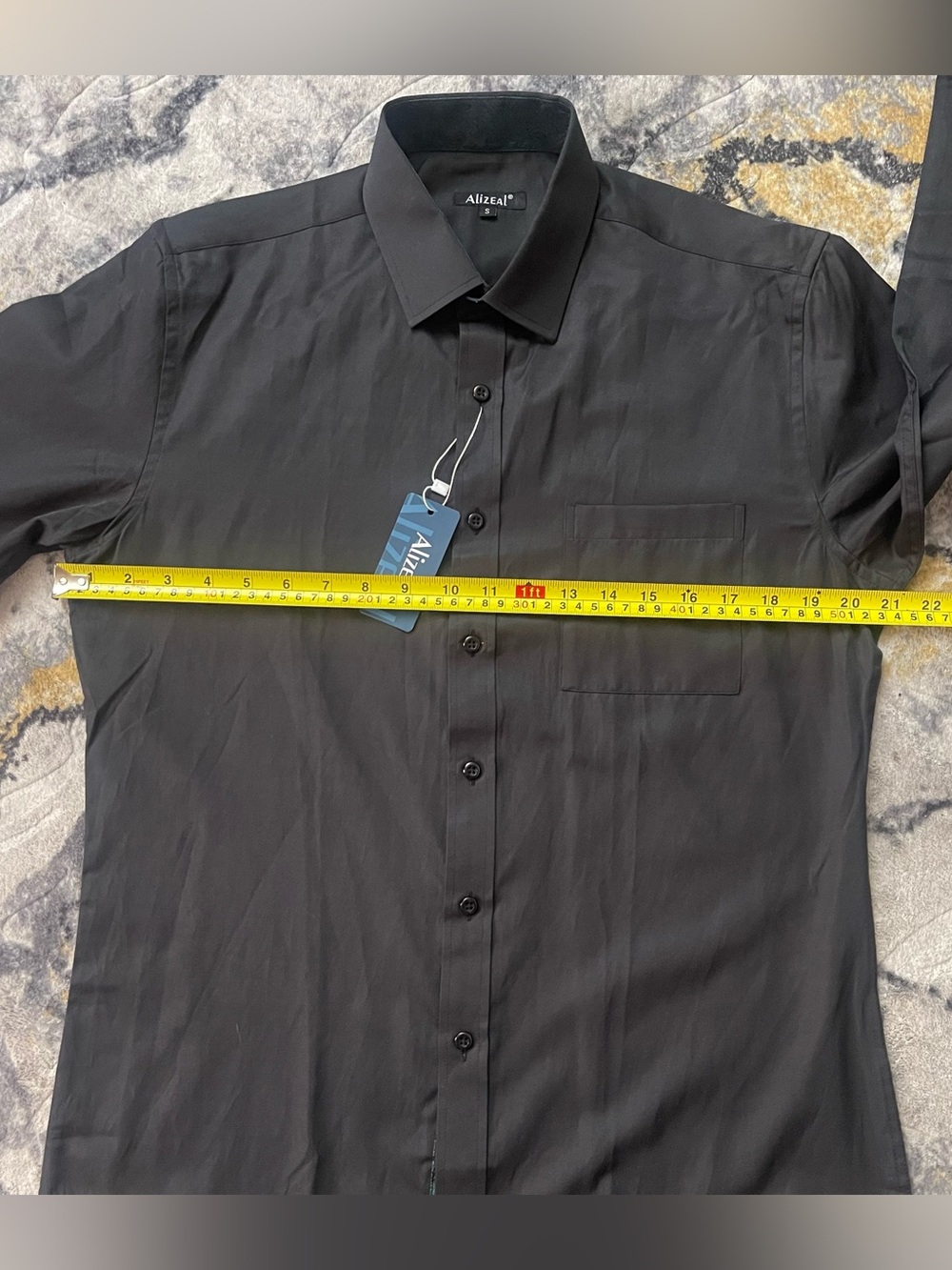 ALIZEAL Black Men's Long-Sleeve Casual Button-Down Shirt - Picture 4 of 13